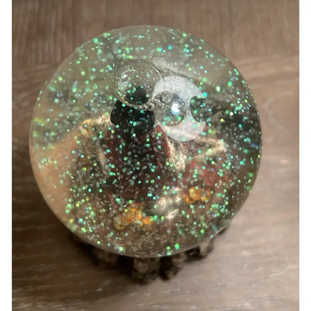 SKELETON SNOW GLOBE 5.5” Skull Head Base Halloween Spooky Gothic Gold Bones EUC‎